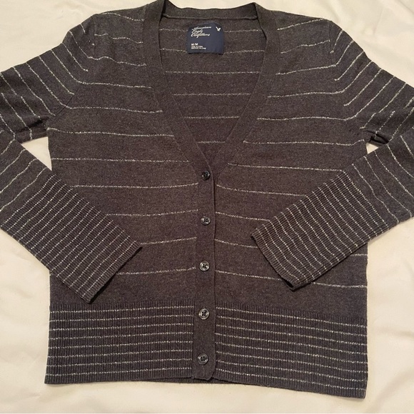 American Eagle Outfitters Women’s Cardigan Grey Silver Stripe Medium - Picture 2 of 8